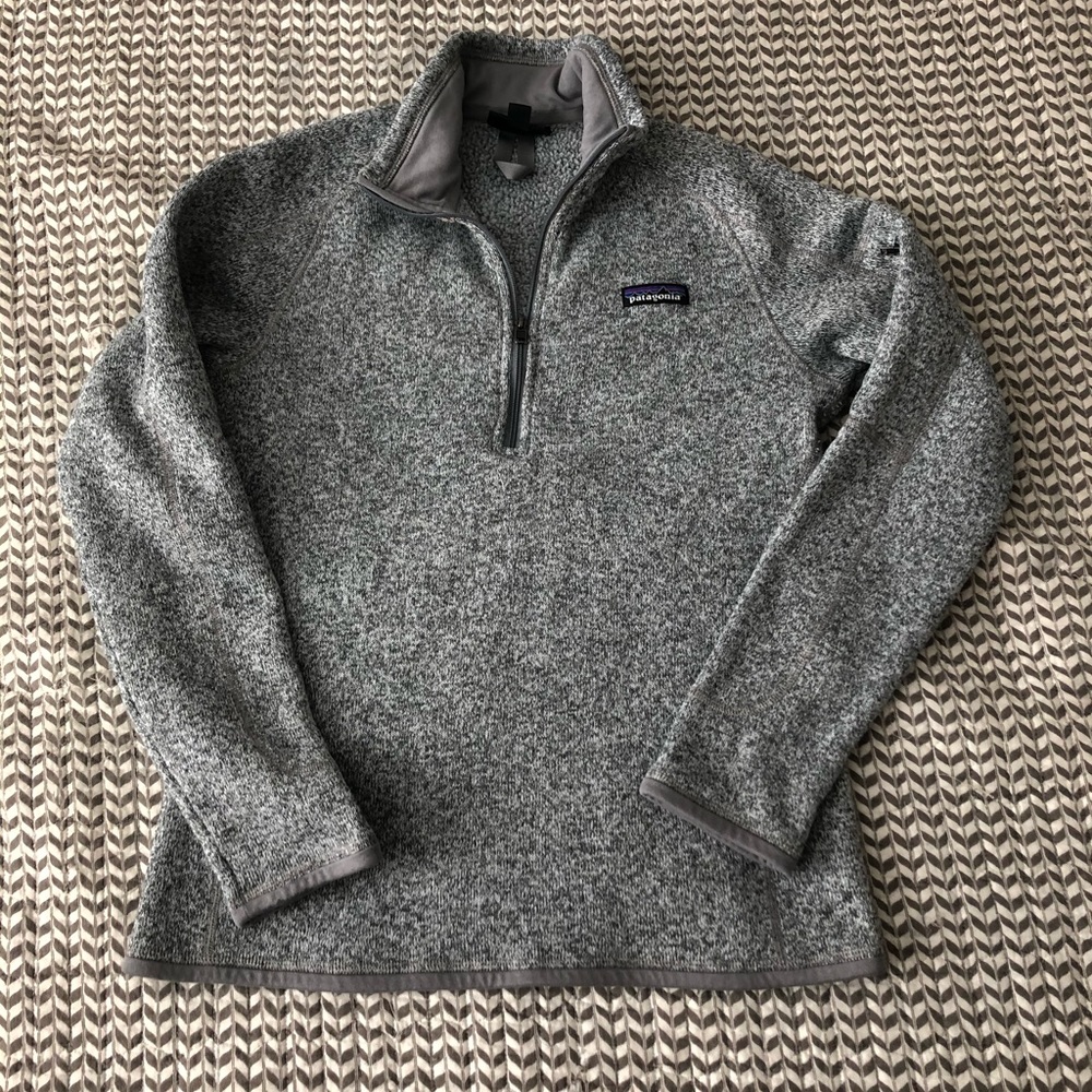 Women’s Medium Patagonia Half Zip Pullover
